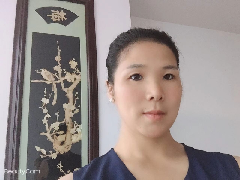 微笑的第一张照片--厦门王婆说媒