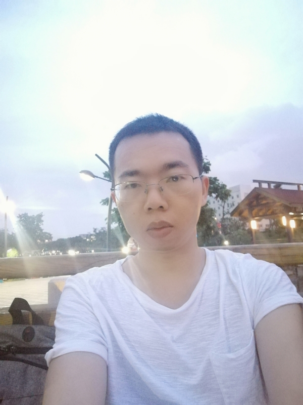 逮竹的第一张照片--厦门王婆说媒